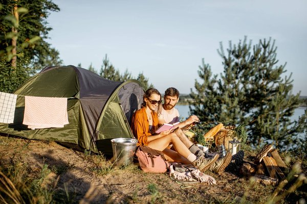 How to find campsites with excellent views of the UK countryside?